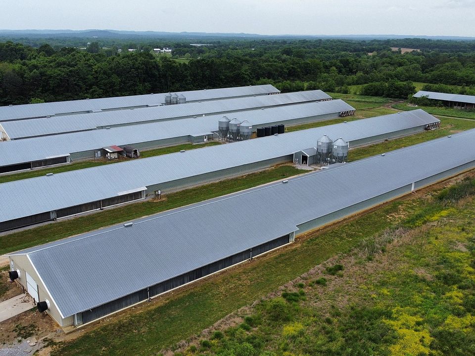 1st image of 350 Helton Rd