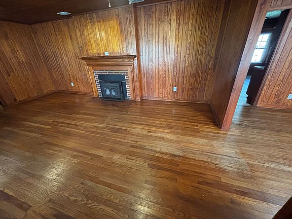 2nd image of 800 Olmstead Dr