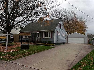 1st image of 1539 W 23rd St