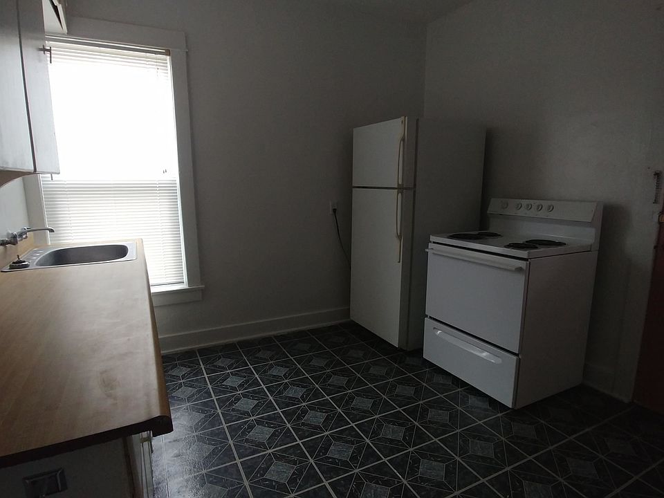 1st image of 51 Wren St