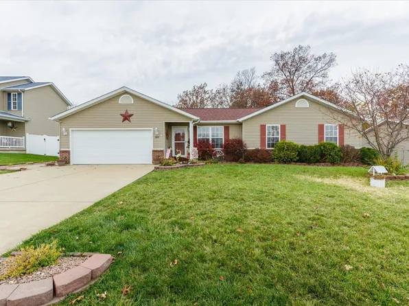 1025 Cambden Yard Dr, Warrenton, MO 63383