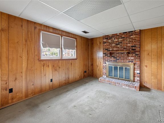 3rd image of 9502 Wyndhurst Dr