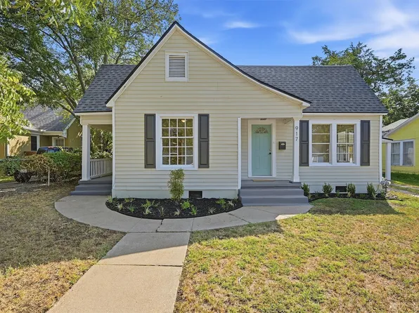 917 N Woods St, Sherman, TX 75092
