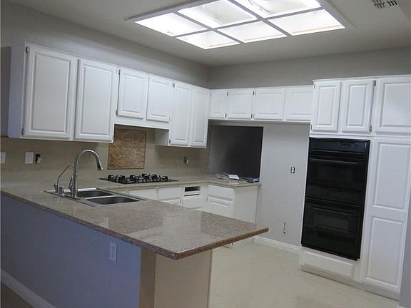2nd image of 2726 Bridgepointe Dr