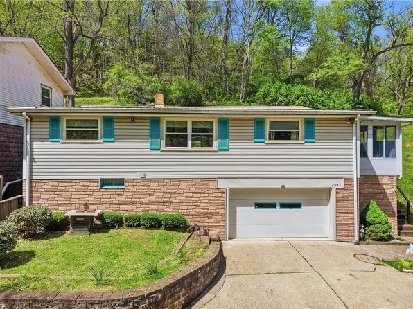 2983 Edgecliff Rd, New Kensington, PA 15068