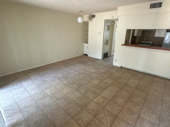 2612 Salado St #106, Austin, TX 78705