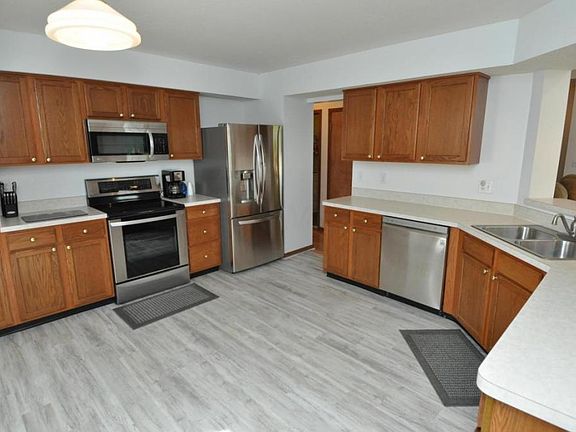 3rd image of 507 Scioto Meadows Blvd