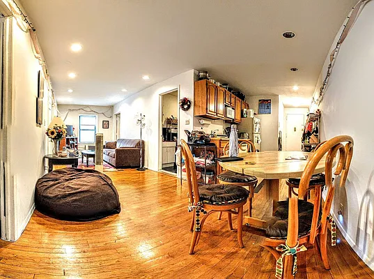 Rented by Union Square Property Management | media 39