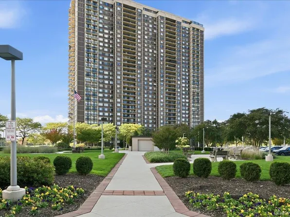 26910 Grand Central Parkway #5M, Floral Park, NY 11005