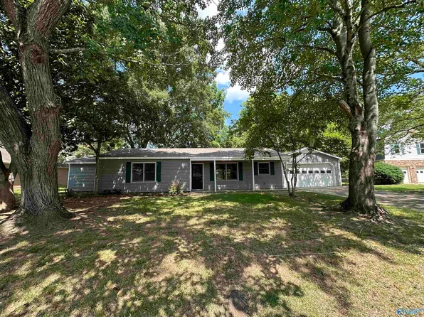 14007 Siniard Cir SE, Huntsville, AL 35803