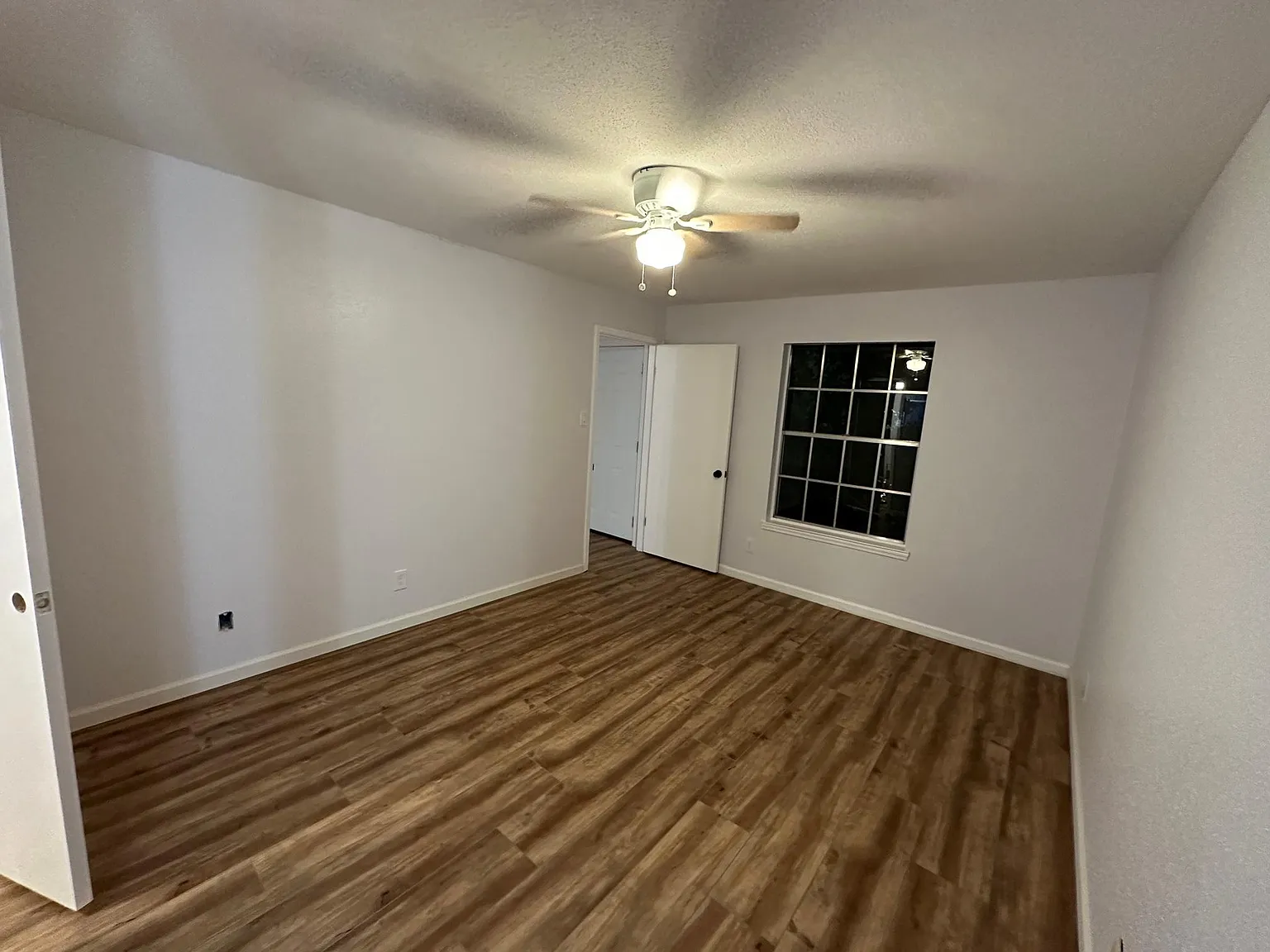 2 bed, 1068 sqft, $1,150 — Photo 4