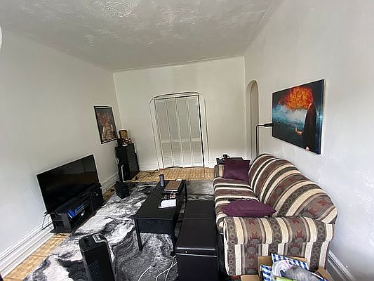 2nd image of 23 Hawthorne St #3R
