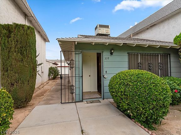 2nd image of 310 Greenbriar Townhouse Way