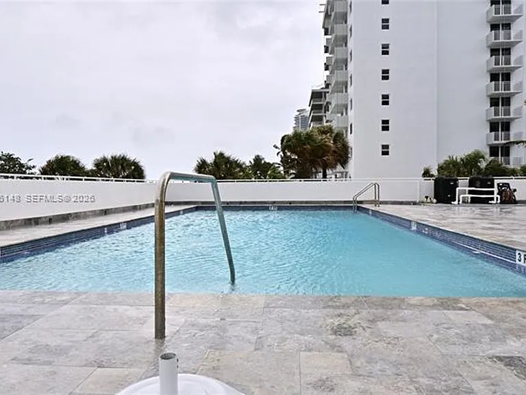 401 Ocean Dr #924 — Photo 34