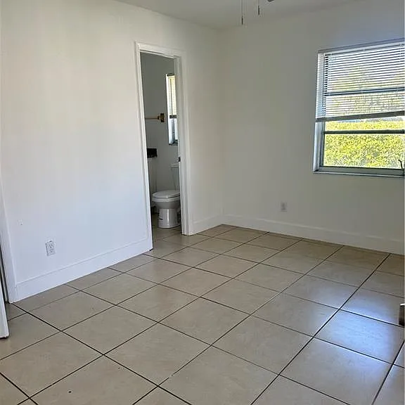 2105 SE 15th Pl — Photo 20