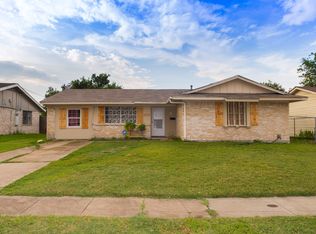 3231 Pacesetter Dr, Dallas, TX 75241