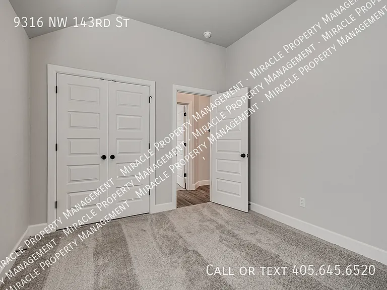 9316 NW 143rd St — Photo 35