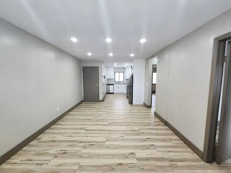 44C02 Osborn Rd #C02 — Photo 12