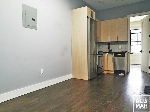 3rd image of 54-36 Arnold Ave #2CC