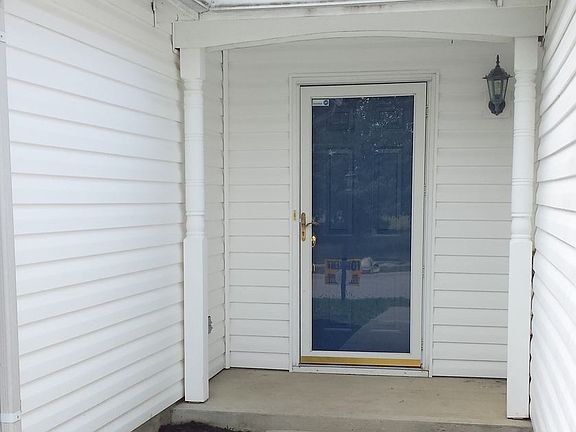 3rd image of 11141 Autumn Creek Ct
