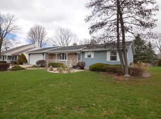 1105 W Blackhawk Dr, Fort Atkinson, WI 53538