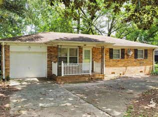 131 Forrest Dr, Madison, AL 35758
