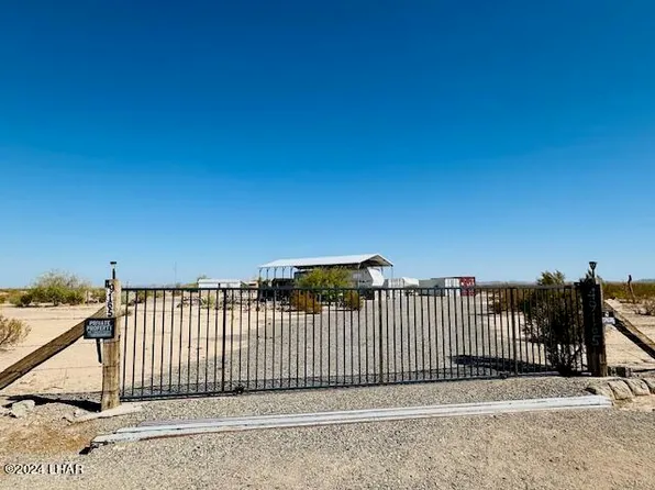 49165 Bald Eagle Ln, Bouse, AZ 85325