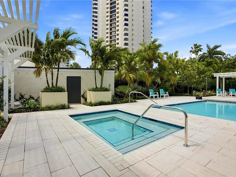 5550 Heron Point Dr #503 — Photo 36