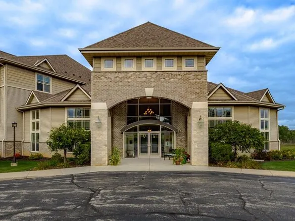230 Hilldale DRIVE #1112, Hartford, WI 53027