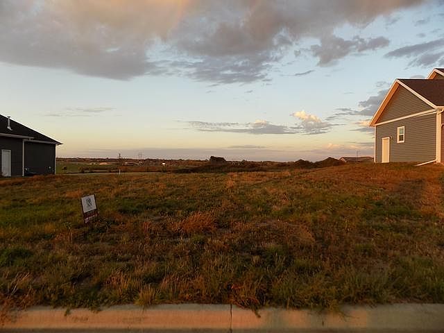 1st image of 5219 Cornice Dr