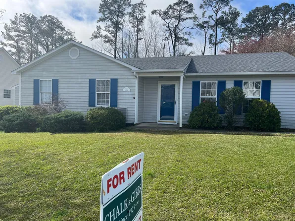 2500 Bradford St, Morehead City, NC 28557