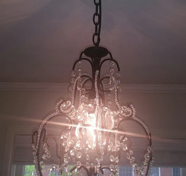 Broadmoor Manor — Photo 31