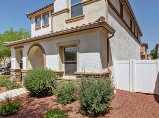 1319 S Joshua Tree Ln, Gilbert, AZ 85296