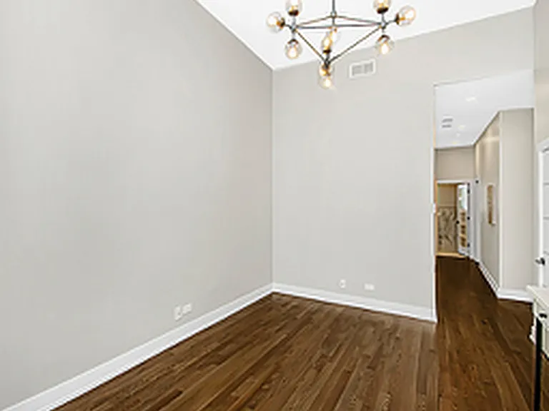 721 W Melrose St #3F — Photo 8