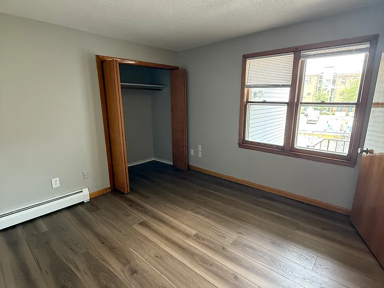 17 Brown St #2R — Photo 8