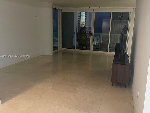 5th image of 16400 Collins Ave #9420