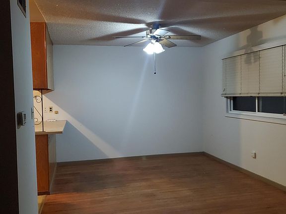 5th image of 8790 Dalewood Ave