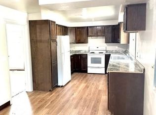 1215 Spruce St, Oshkosh, WI 54901