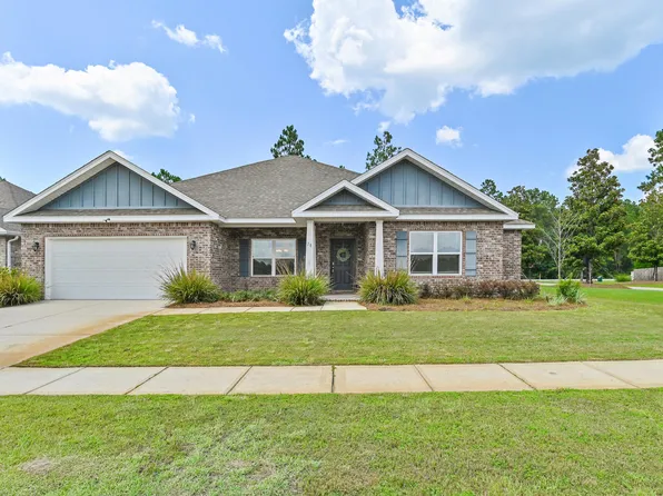 18 W Sky Way, Freeport, FL 32439