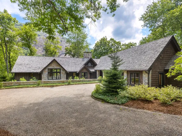 500 Wade Road, Cashiers, NC 28717