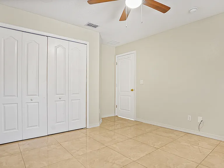 774 Princeton Dr — Photo 18