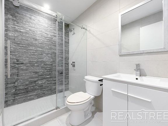 5th image of 1178 Gates Ave #2B
