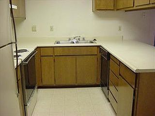 5th image of 2227 Country Villa Ct