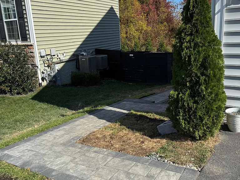 7321 Elbridge Ct — Photo 2