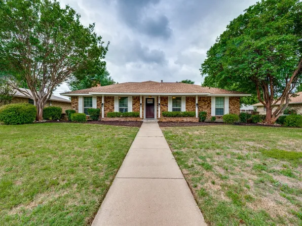 301 Hillcrest Dr, Midlothian, TX 76065