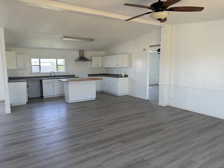 3957 FM 2331 — Photo 9