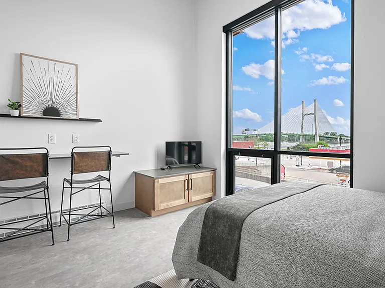 Urbane424 Apartments — Photo 14