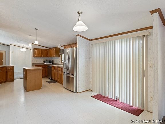 5th image of 26 Putt N Bay Dr