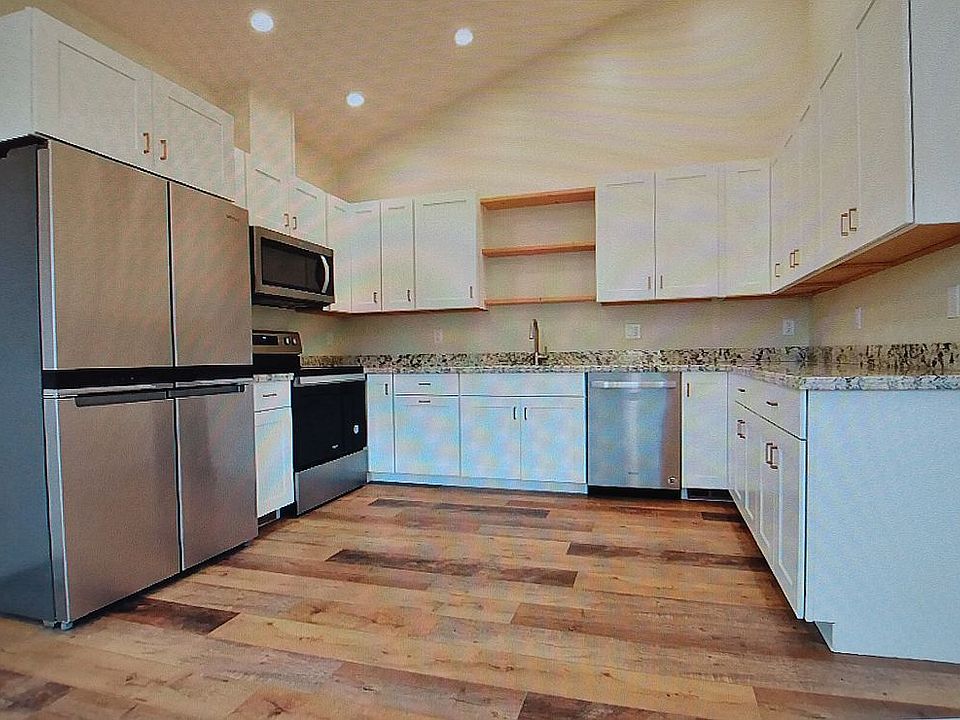 1st image of 205 N Marshall St