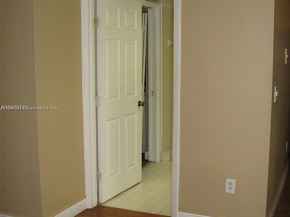 5th image of 2240 SE 27th Dr #201-D